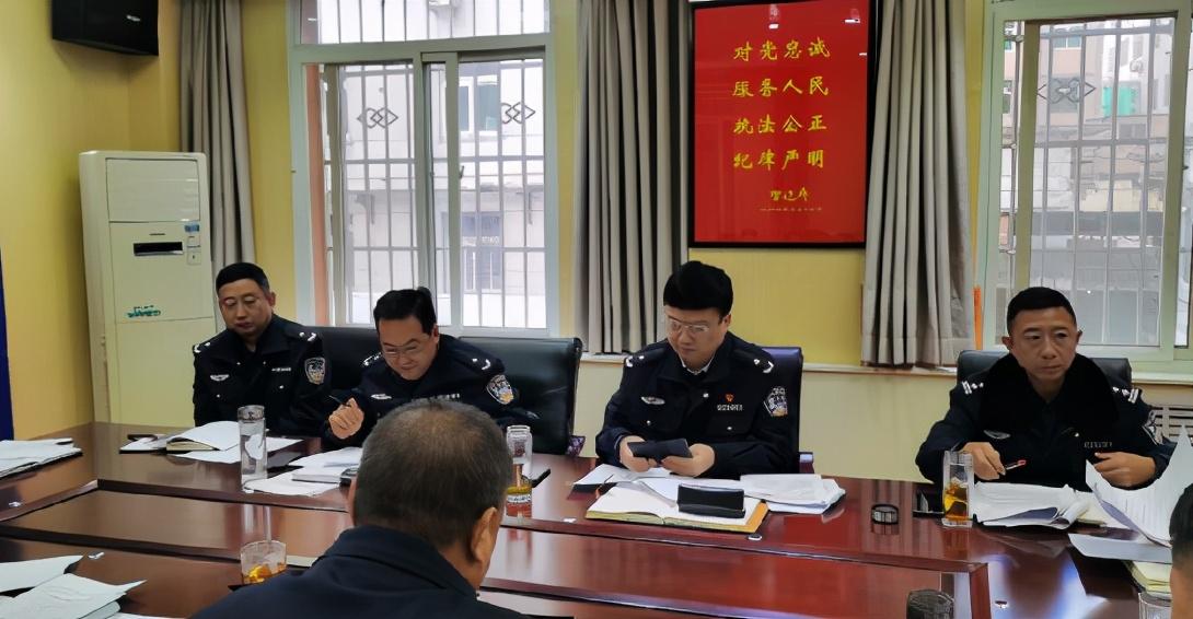 我是市长最新破解版，自然美景之旅与内心平和宁静的探寻