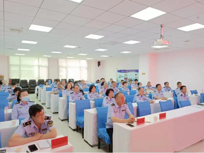 党处分条例最新解读，小明的党建学习之旅