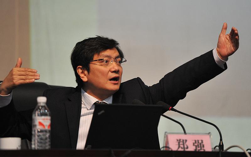 贵大郑强教授最新演讲视频，震撼心灵的力量揭秘！