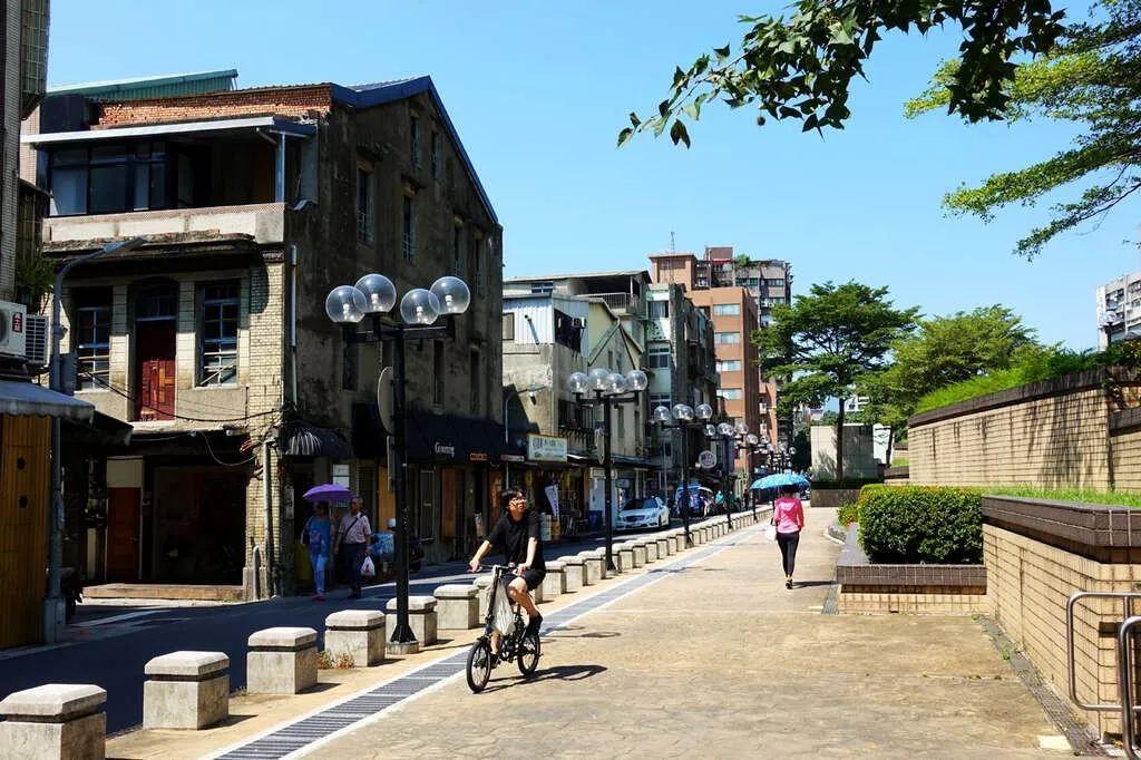 上海市最新区域划分揭秘，巷弄深处的秘密小店探秘之旅