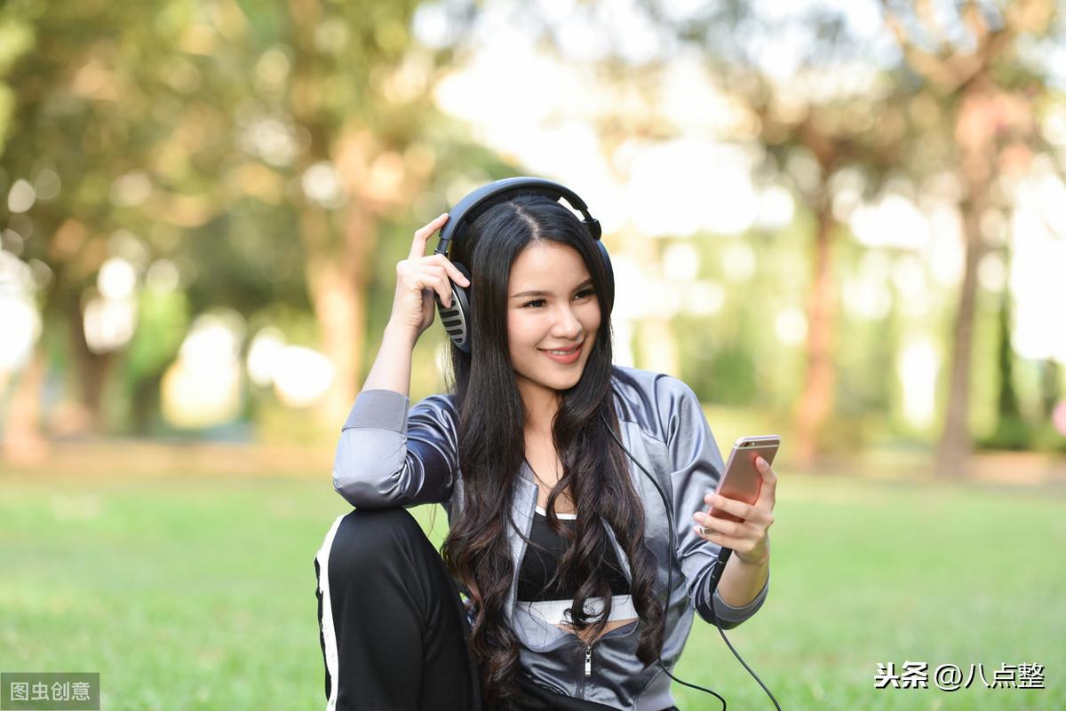 学校女生模拟器新版，自信与成就感的励志之旅