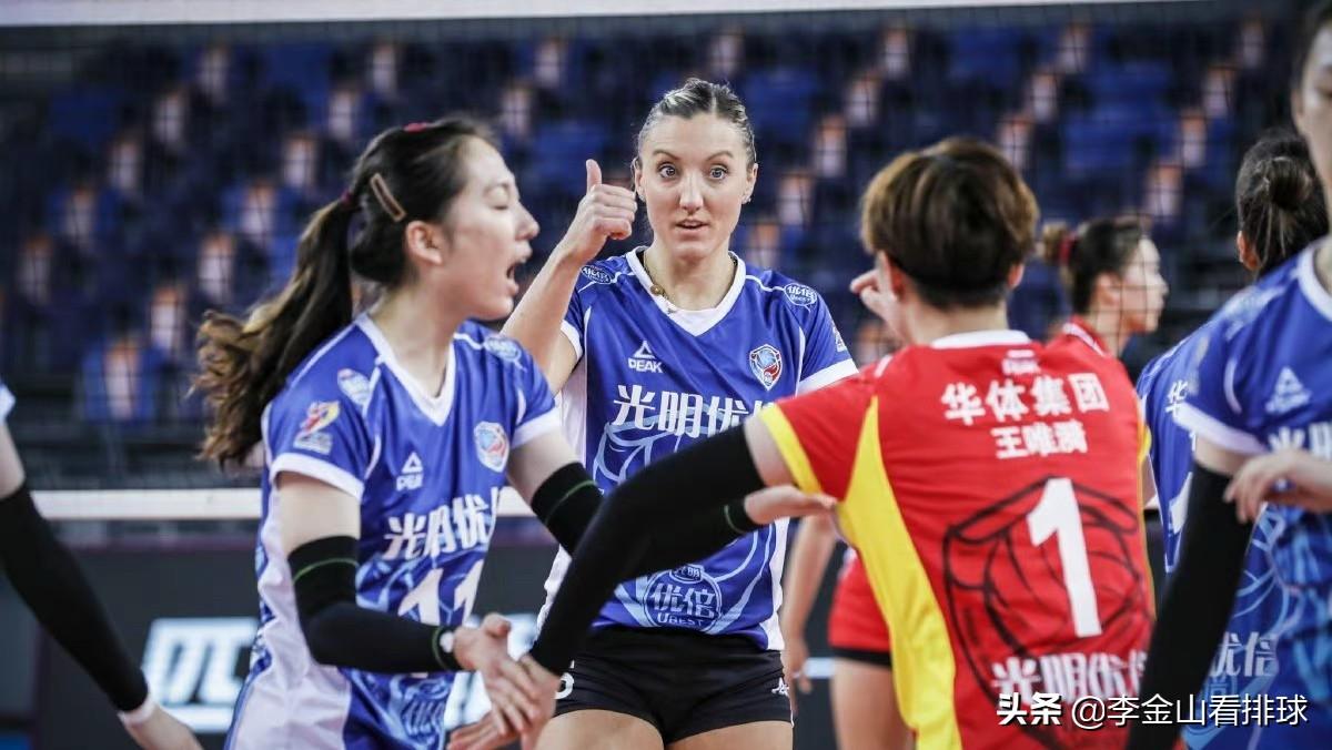 中国女排赛场上的激情与友情，比赛视频回顾
