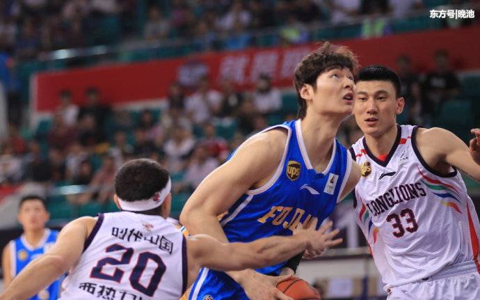 CBA最新战况,烽火重燃,谁将称霸赛场?