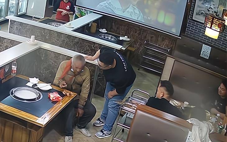 踹护士最新——小巷风情小店探秘