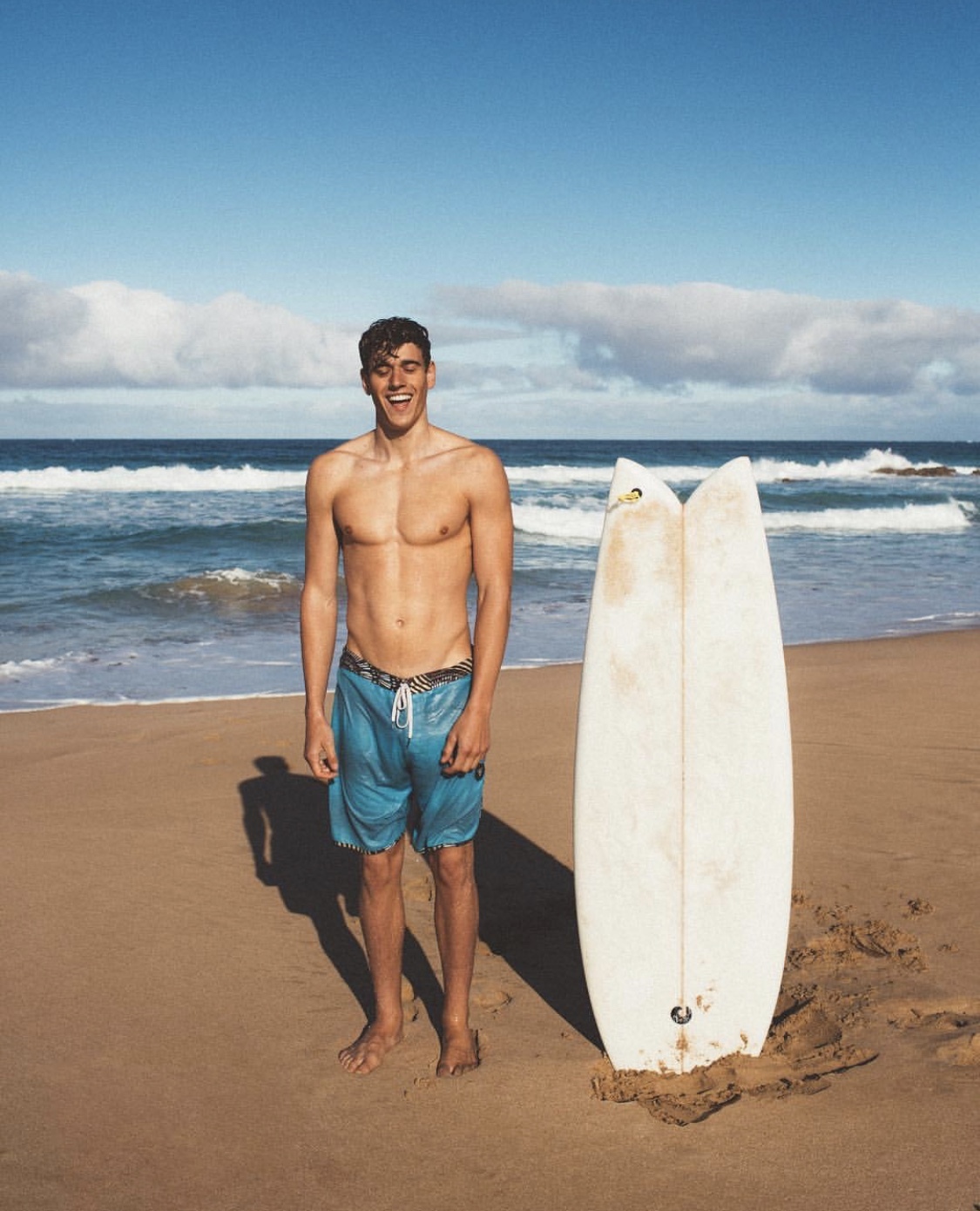 最新男文胸，自然美景的心灵之旅