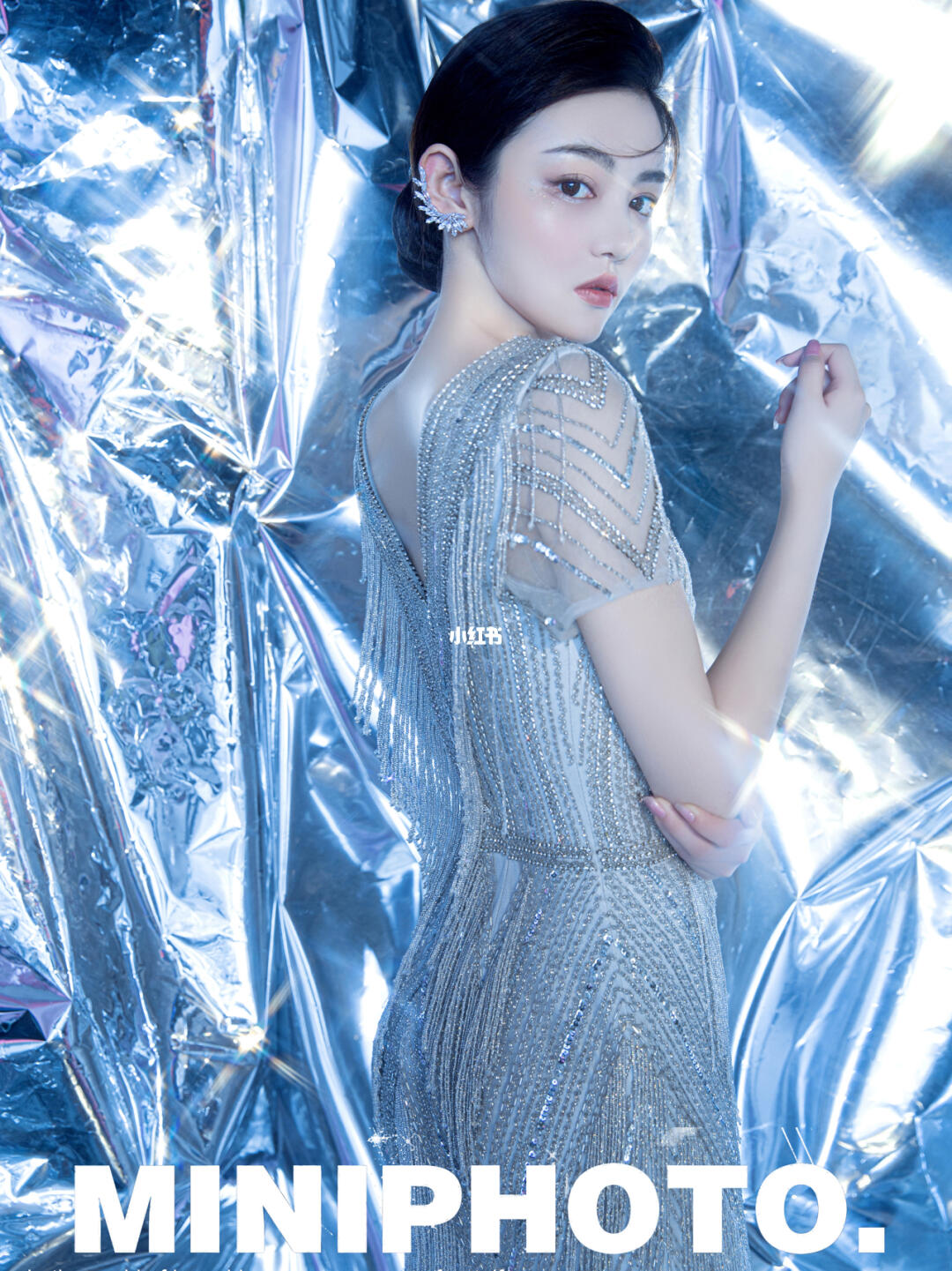 科技与艺术完美融合,最新在线写真欣赏