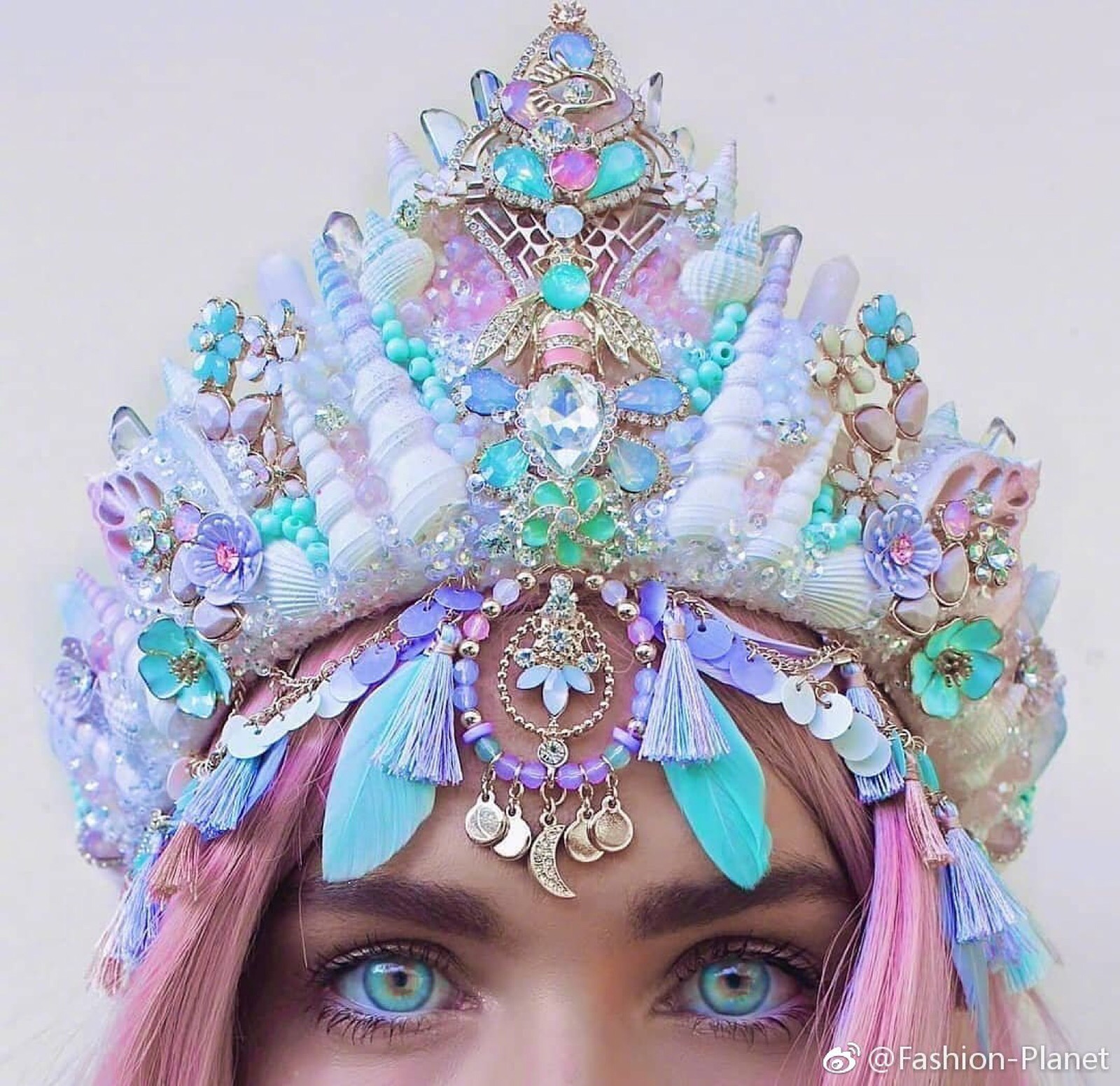 科技魅力引领时尚潮流,最新头饰批发闪耀生活新纪元