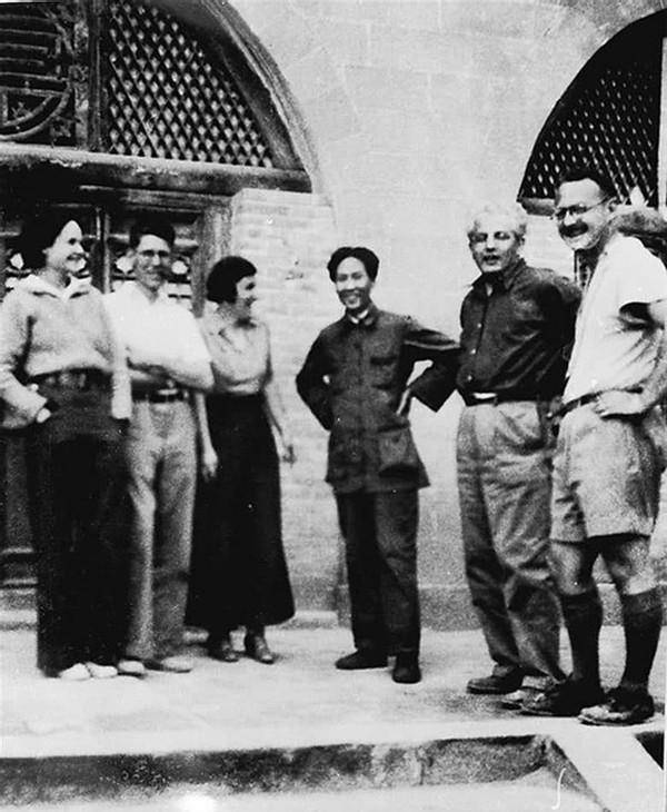 斯诺最新动态,变化中的力量与自信成就之路