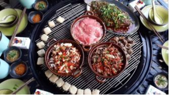 美食与时尚辩论之夜，今晚食乜M最新话题热议