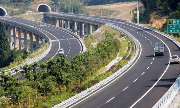 京藏高速最新路况及小巷惊喜探索简报