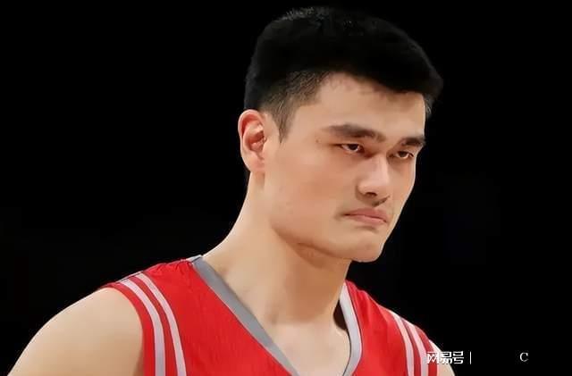 王治郅的最新动态,篮球传奇的影响力与个人影响力持续扩大