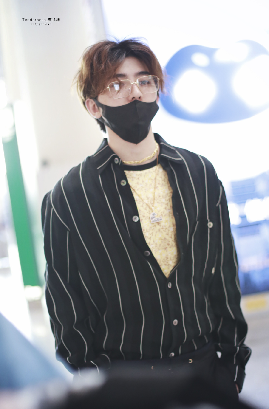 蔡徐坤最新行程,爱与陪伴的温馨之旅