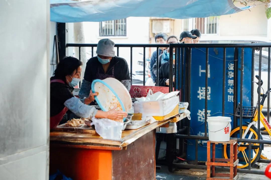 QQ最新版本探秘与小巷特色小店之旅