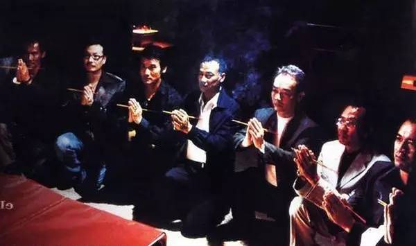 最新黑社会,温馨日常的欢乐时光