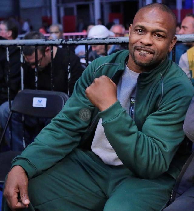 最新拳击热血激战,谁将问鼎拳坛的荣耀之战?