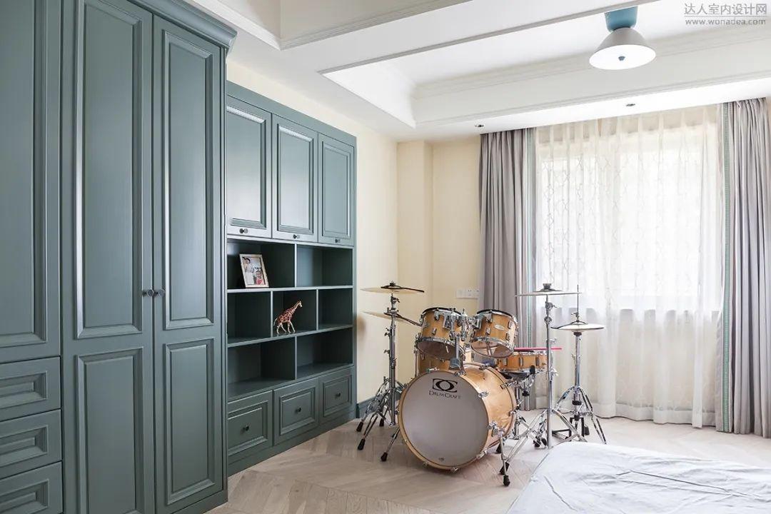 飞机时刻表更新,一次空中的温情邂逅