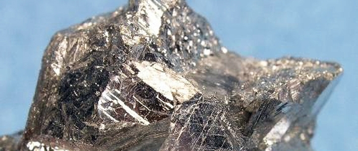 锑矿最新价格动态,市场走势、影响因素与案例分析深度解析