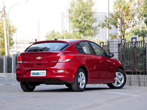 科鲁兹最新报价,潮流性价比之选引领市场风向标