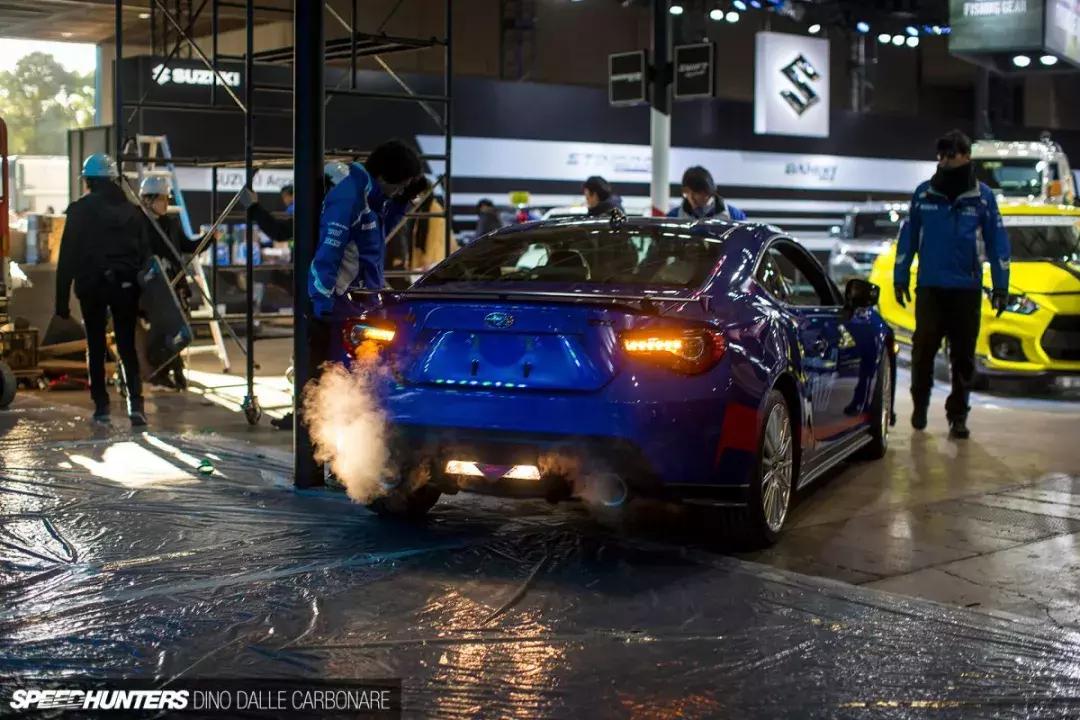 东京热最新视频揭秘,小巷深处的独特风情与一家特色小店的探索之旅!