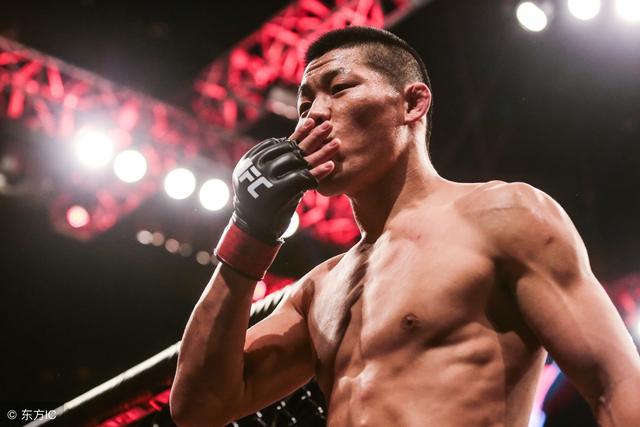 李景亮最新排名,武术之星小巷深处的传奇与美食奇遇揭秘