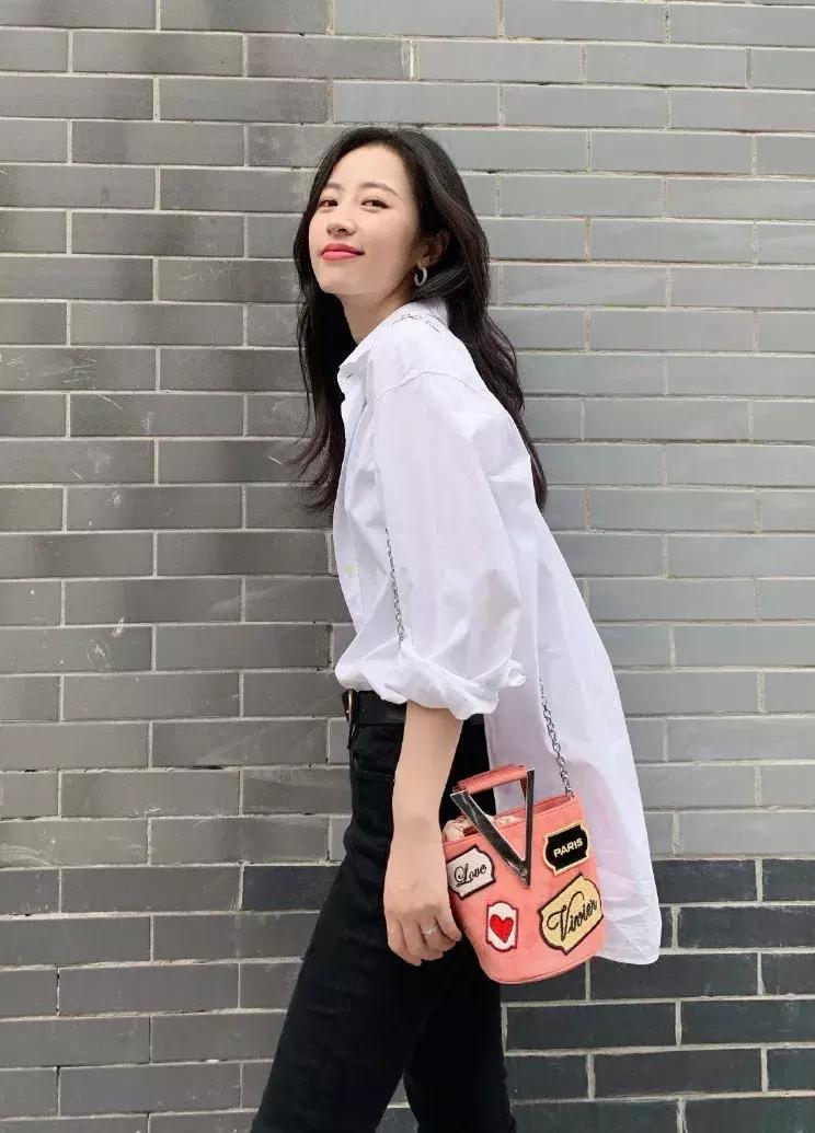 王菲最新街拍,时尚潮流先锋